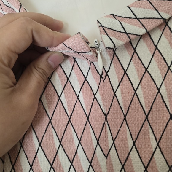 Boden Martha Sz 6A Fold‎ Sheath Pencil Dress White Pink Diamond Print Feminine - Picture 7 of 10